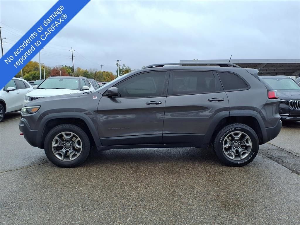Thumbnail: 2019 Jeep Cherokee - 8