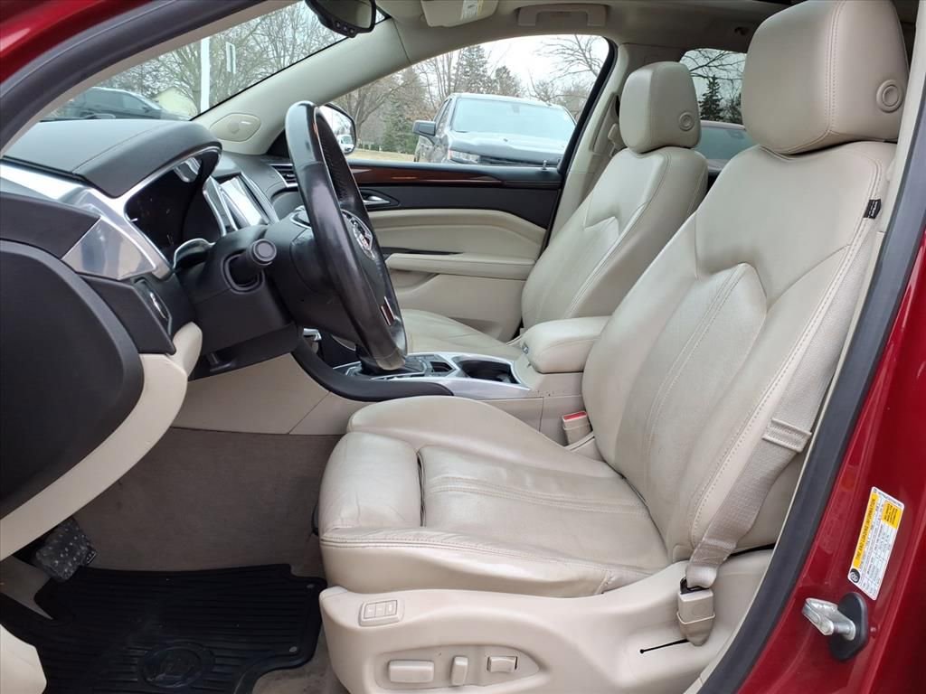 Thumbnail: 2013 Cadillac SRX - 17