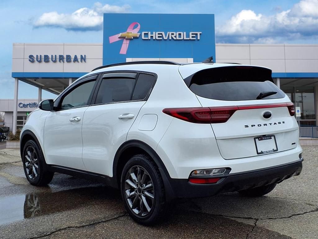 Thumbnail: 2022 Kia Sportage - 6