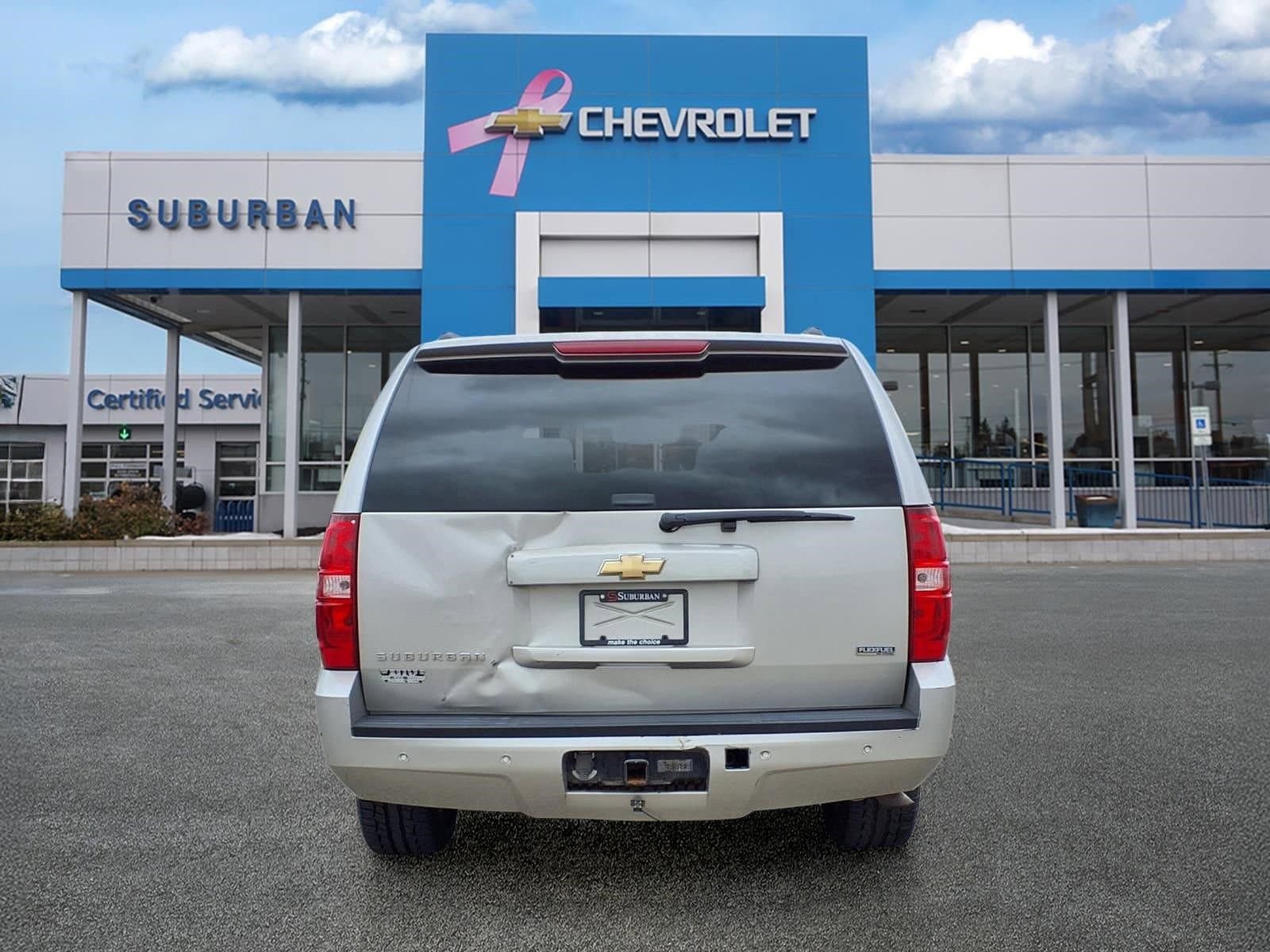 Thumbnail: 2008 Chevrolet Suburban - 6