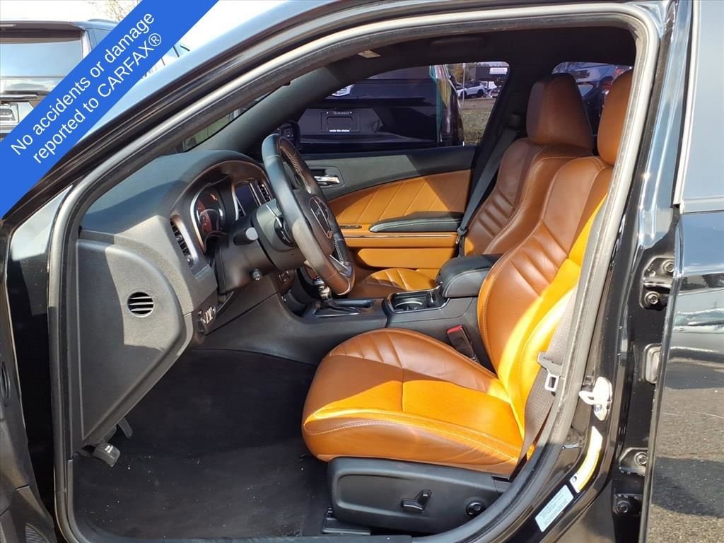 Thumbnail: 2016 Dodge Charger - 16