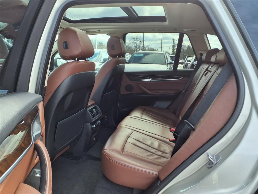 Thumbnail: 2016 BMW X5 - 10