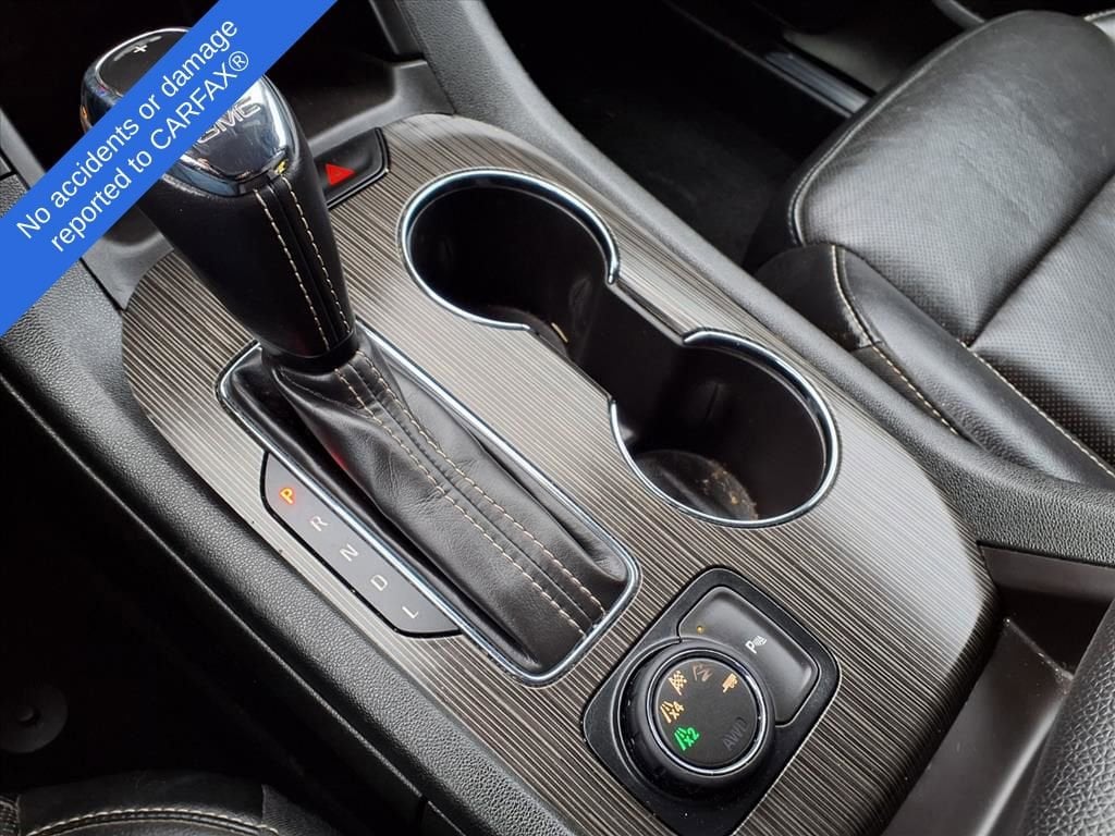 Thumbnail: 2017 GMC Acadia - 24