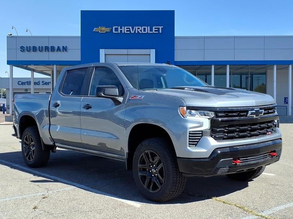 Thumbnail: 2026 Chevrolet Silverado 1500 - 3