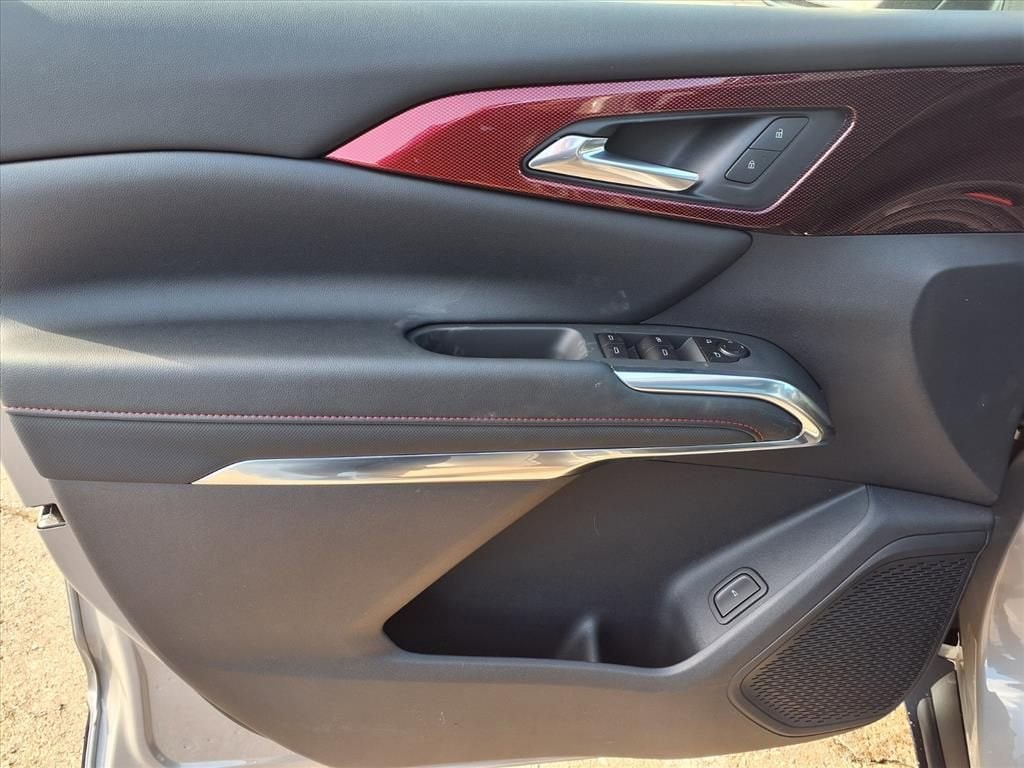 Thumbnail: 2026 Chevrolet Traverse - 12