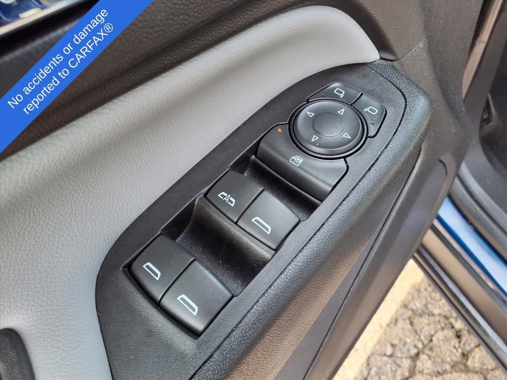 Thumbnail: 2022 Chevrolet Equinox - 17