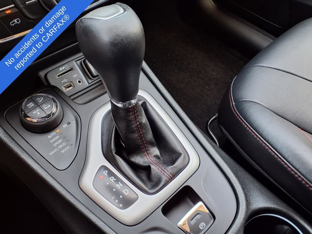 Thumbnail: 2014 Jeep Cherokee - 24