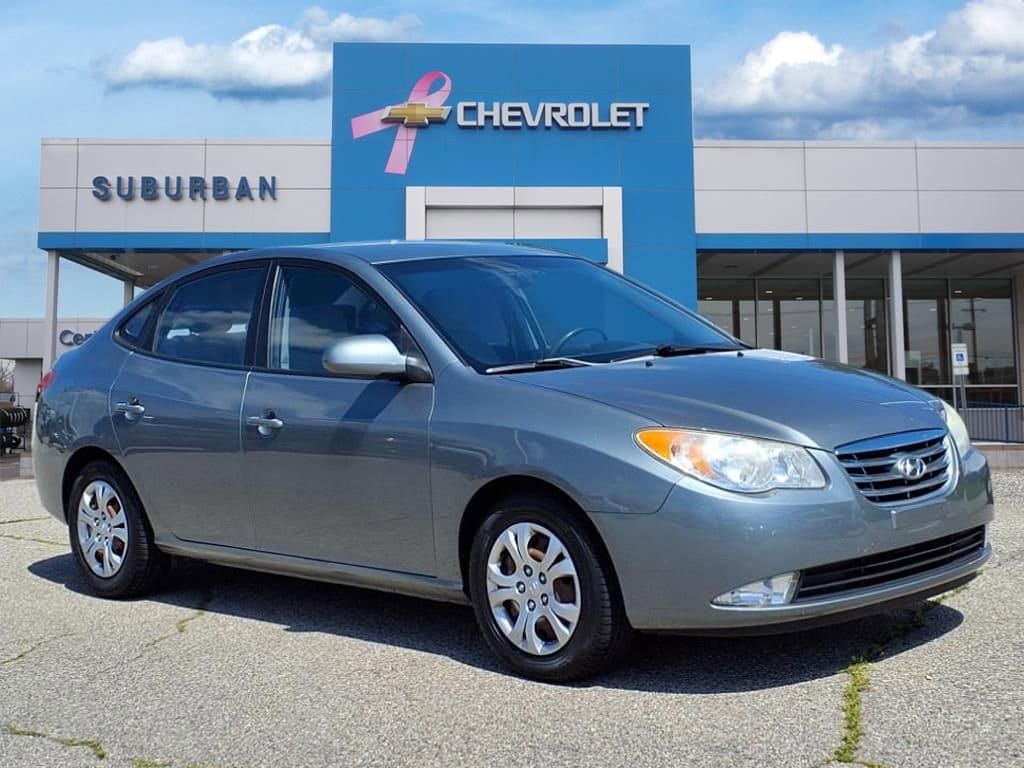 Thumbnail: 2010 Hyundai Elantra - 3