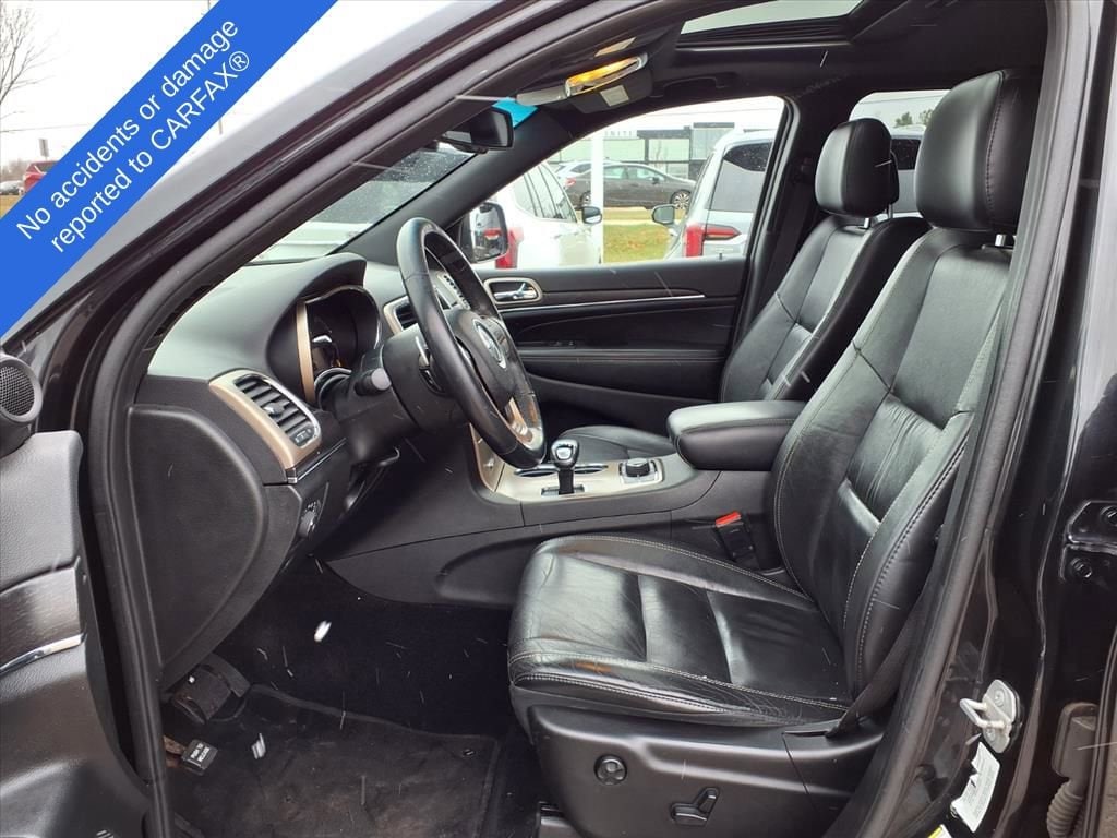 Thumbnail: 2015 Jeep Grand Cherokee - 17