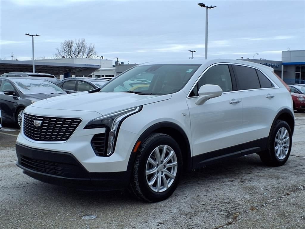 2023 Cadillac XT4 Luxury's photo