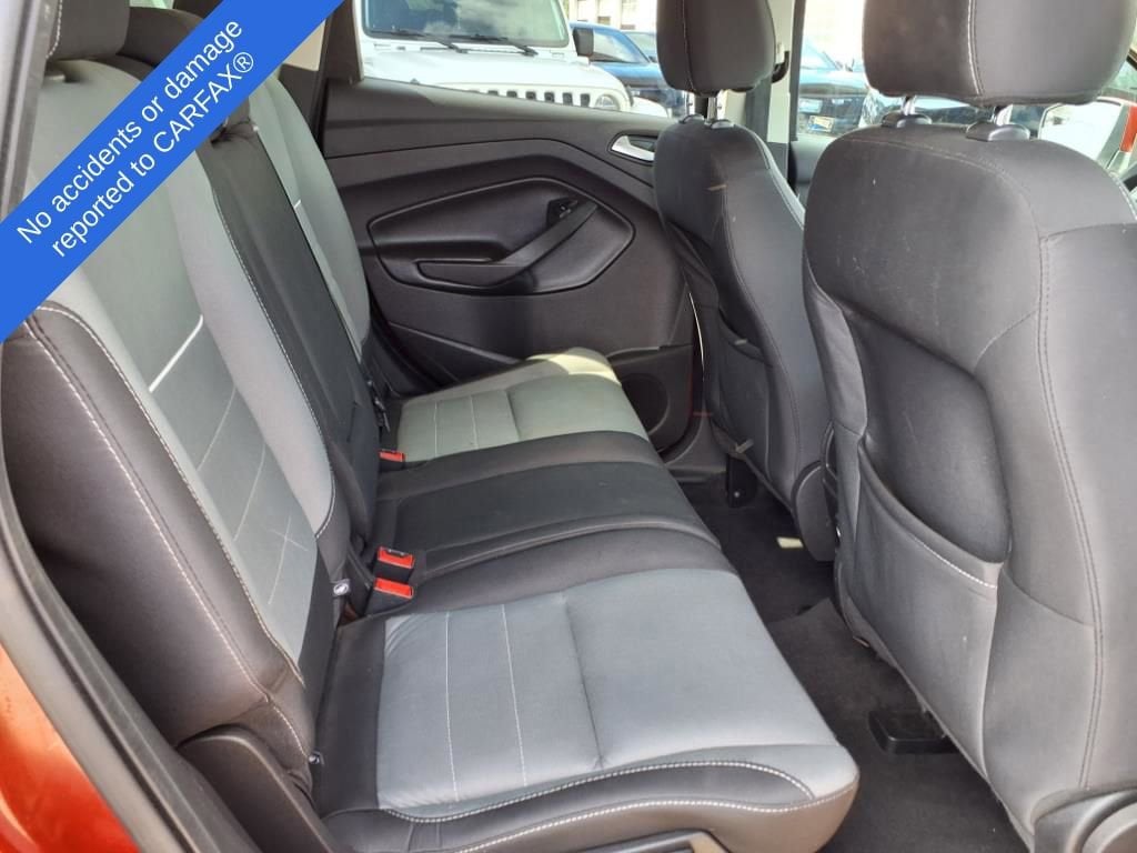 Thumbnail: 2015 Ford Escape - 14
