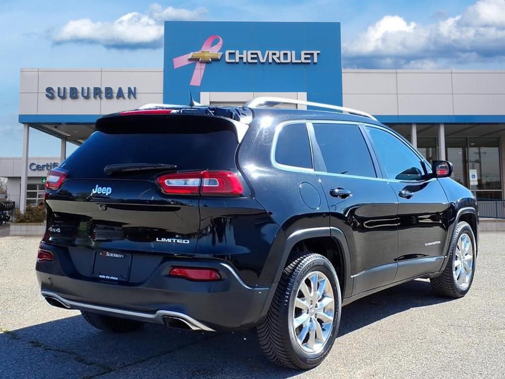 Thumbnail: 2017 Jeep Cherokee - 5
