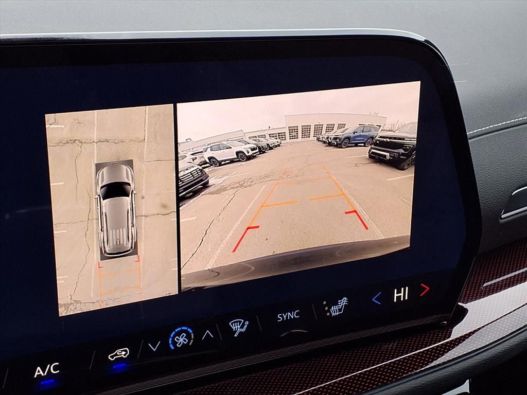 Thumbnail: 2026 Chevrolet Traverse - 19