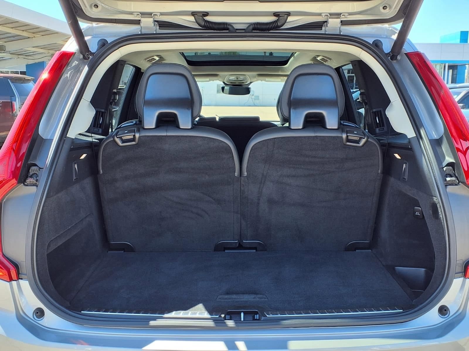 Thumbnail: 2024 Volvo XC90 - 10