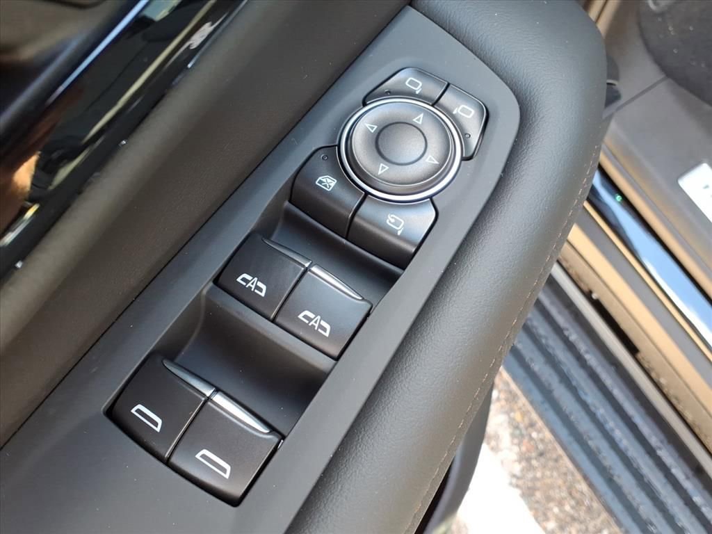 Thumbnail: 2026 Chevrolet Tahoe - 12