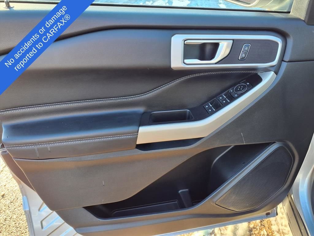 Thumbnail: 2022 Ford Explorer - 15