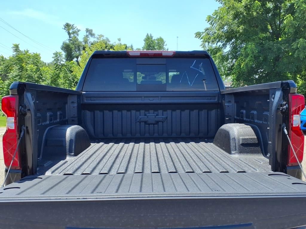 Thumbnail: 2026 Chevrolet Silverado 1500 - 8