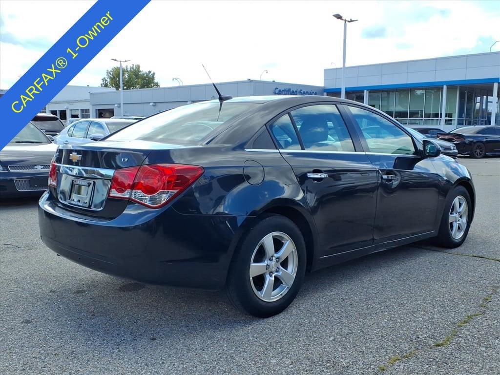Thumbnail: 2012 Chevrolet Cruze - 5