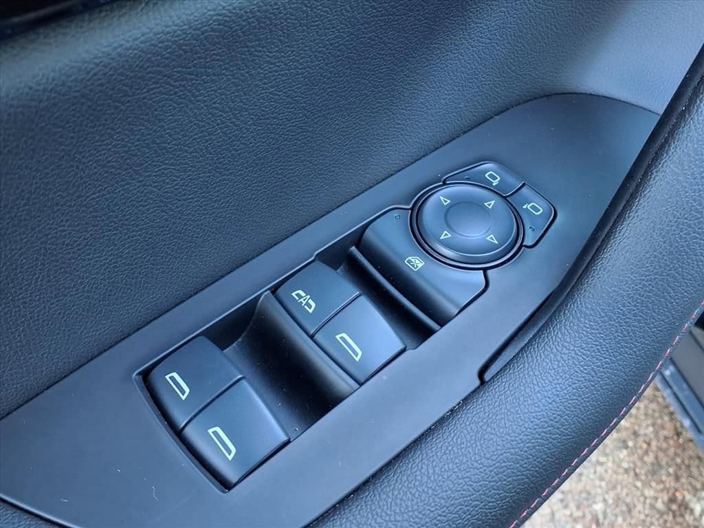 Thumbnail: 2025 Chevrolet Blazer - 15