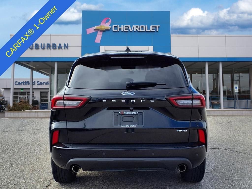 Thumbnail: 2023 Ford Escape - 7