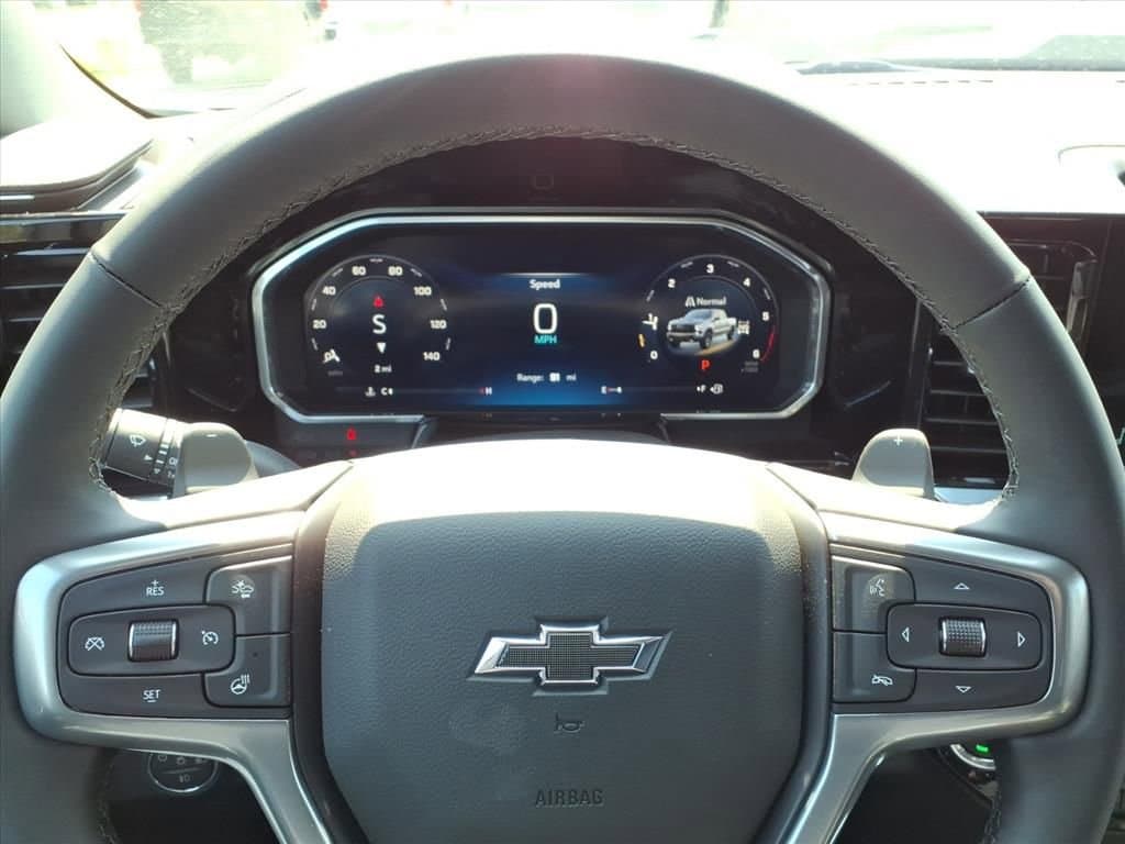 Thumbnail: 2026 Chevrolet Silverado 1500 - 16