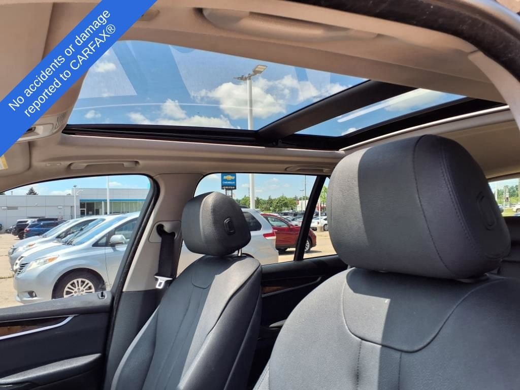 Thumbnail: 2015 BMW X5 - 17