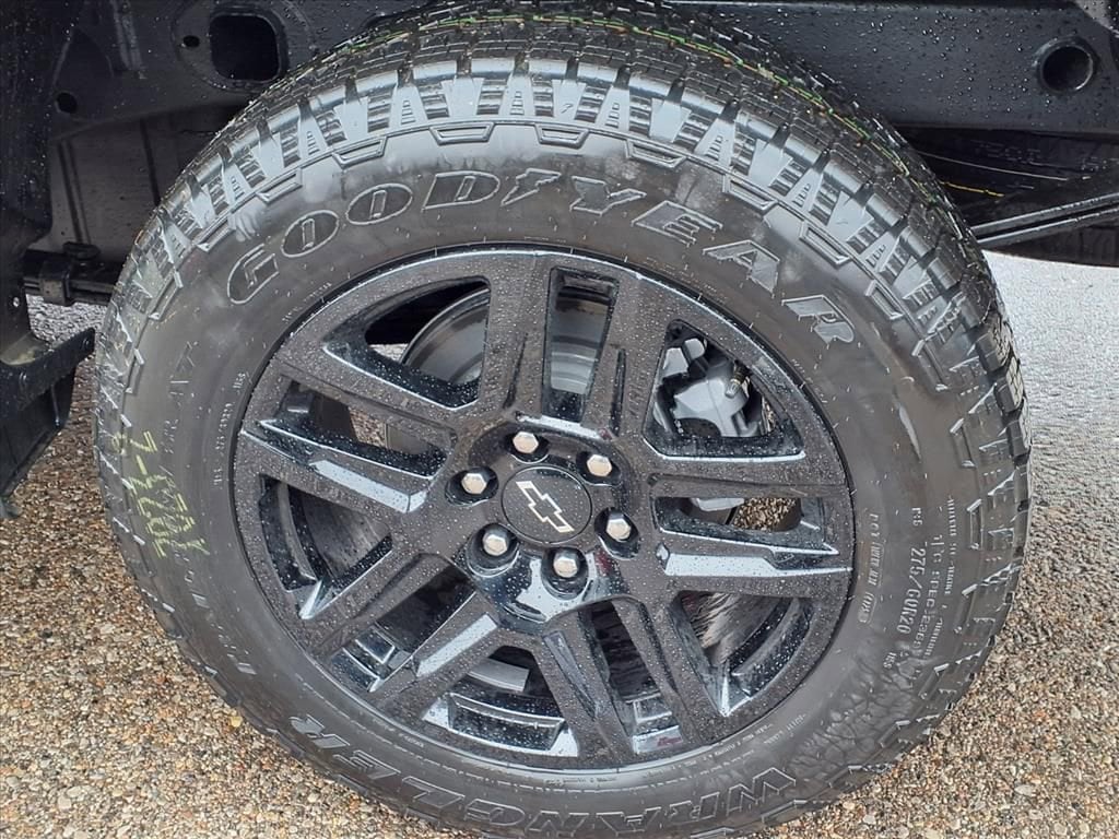 Thumbnail: 2026 Chevrolet Silverado 1500 - 7