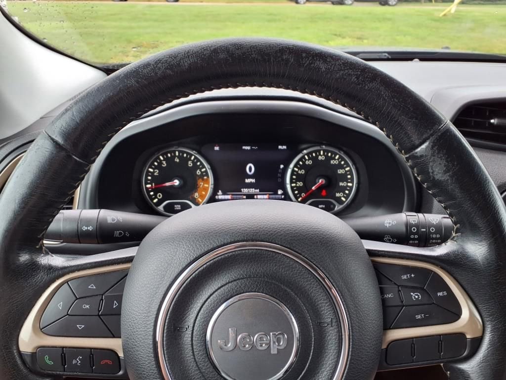 Thumbnail: 2017 Jeep Renegade - 20