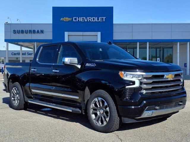 2025 Chevrolet Silverado 1500 High Country photo 3