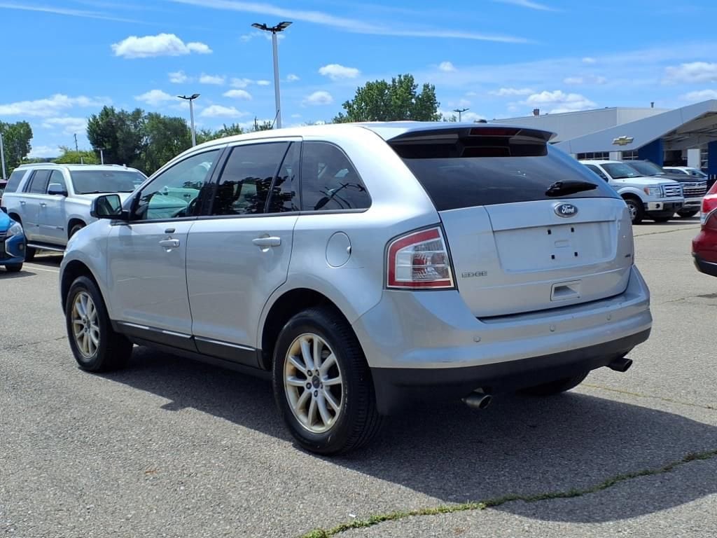 Thumbnail: 2010 Ford Edge - 7