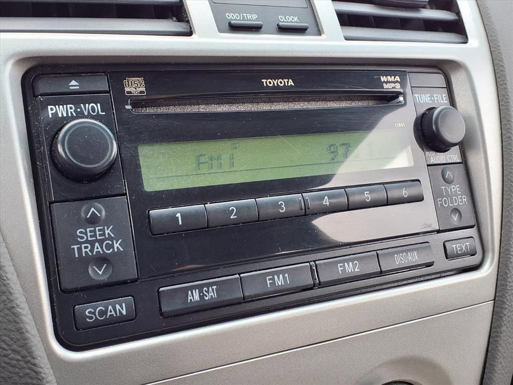 Thumbnail: 2009 Toyota Yaris - 25