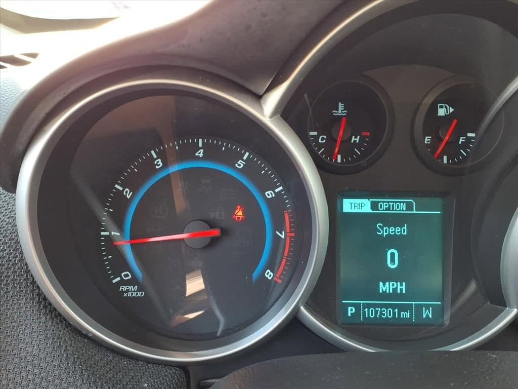 Thumbnail: 2015 Chevrolet Cruze - 17