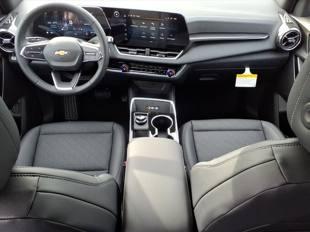 Thumbnail: 2026 Chevrolet Equinox - 9