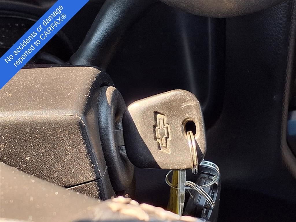 Thumbnail: 2017 Chevrolet Silverado 1500 - 26