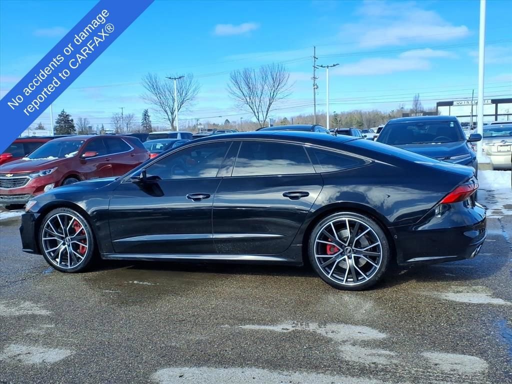 Thumbnail: 2021 Audi S7 - 8