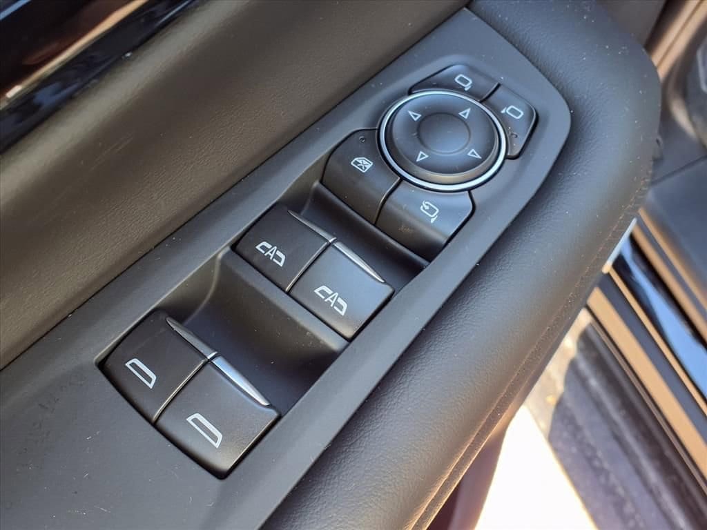 Thumbnail: 2026 Chevrolet Tahoe - 13