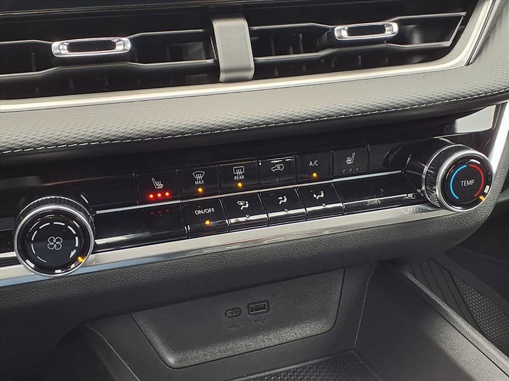 Thumbnail: 2026 Chevrolet Equinox - 22