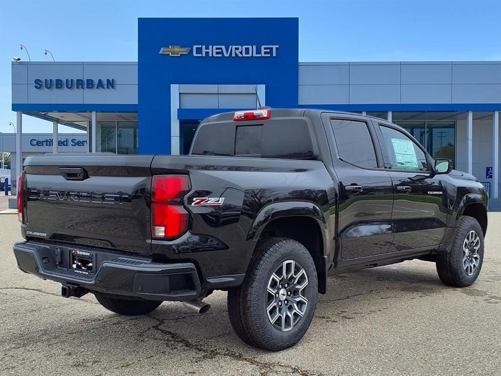 Thumbnail: 2026 Chevrolet Colorado - 4