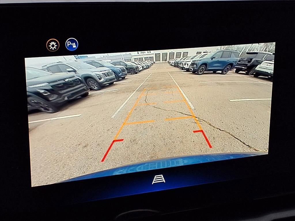 Thumbnail: 2026 Chevrolet Equinox - 17