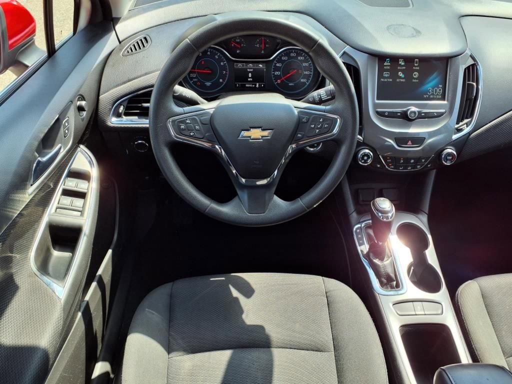 Thumbnail: 2016 Chevrolet Cruze - 12