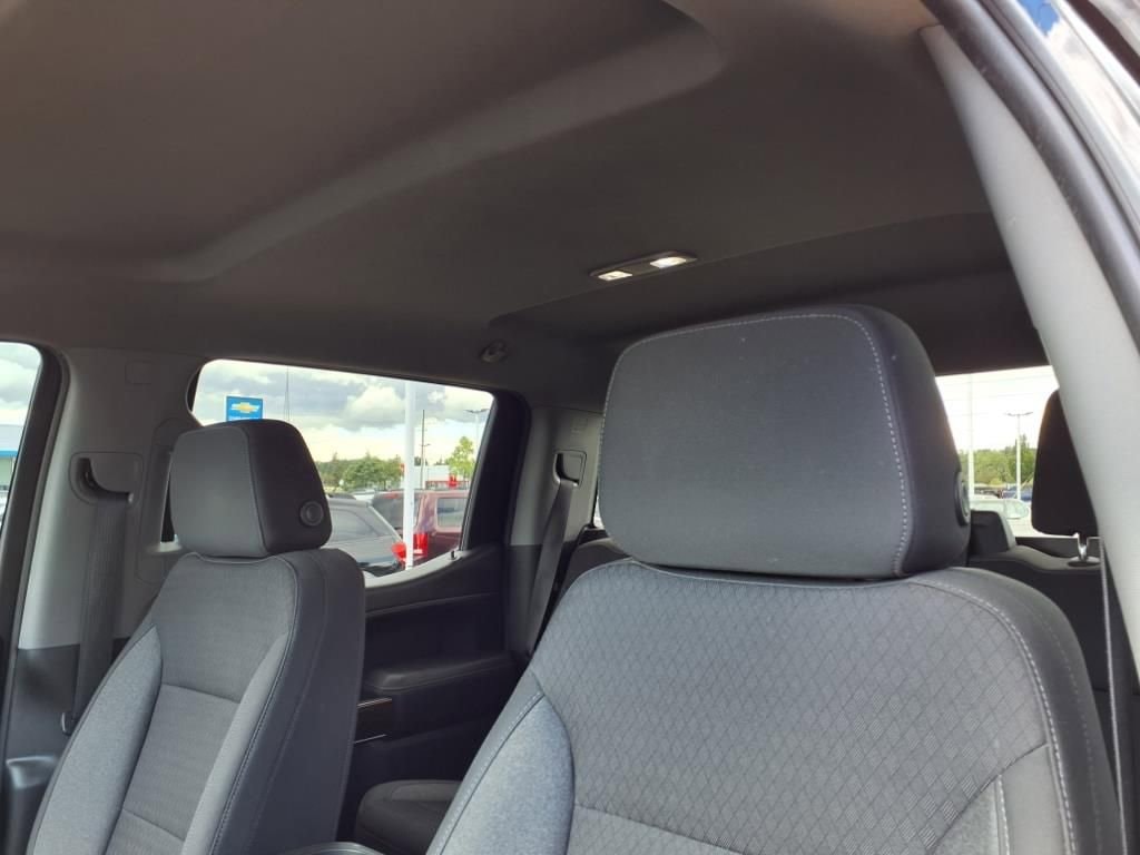 Thumbnail: 2021 Chevrolet Silverado 1500 - 18