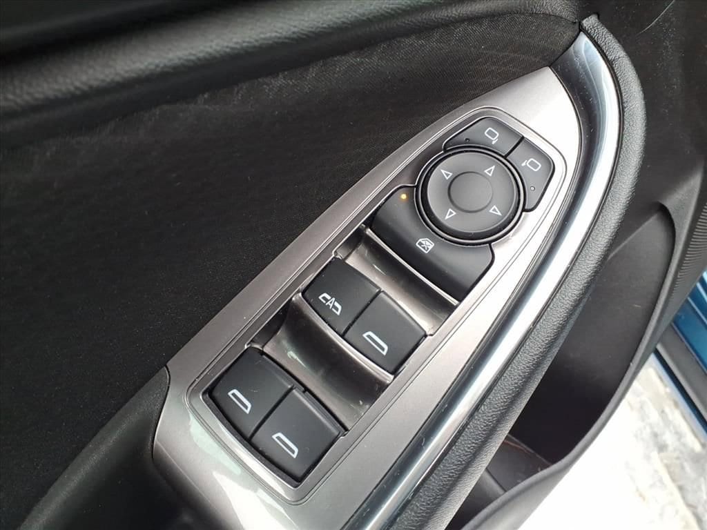 Thumbnail: 2019 Chevrolet Malibu - 13