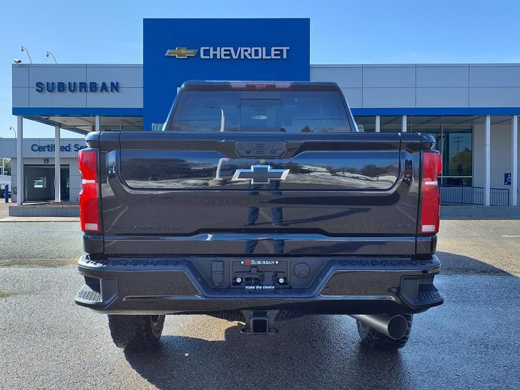 Thumbnail: 2026 Chevrolet Silverado 2500 - 5