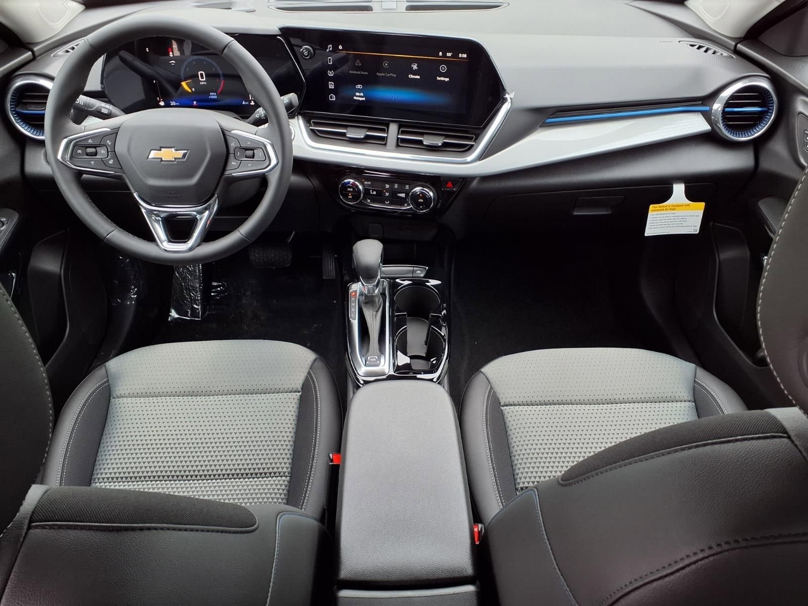 Thumbnail: 2026 Chevrolet Trax - 10