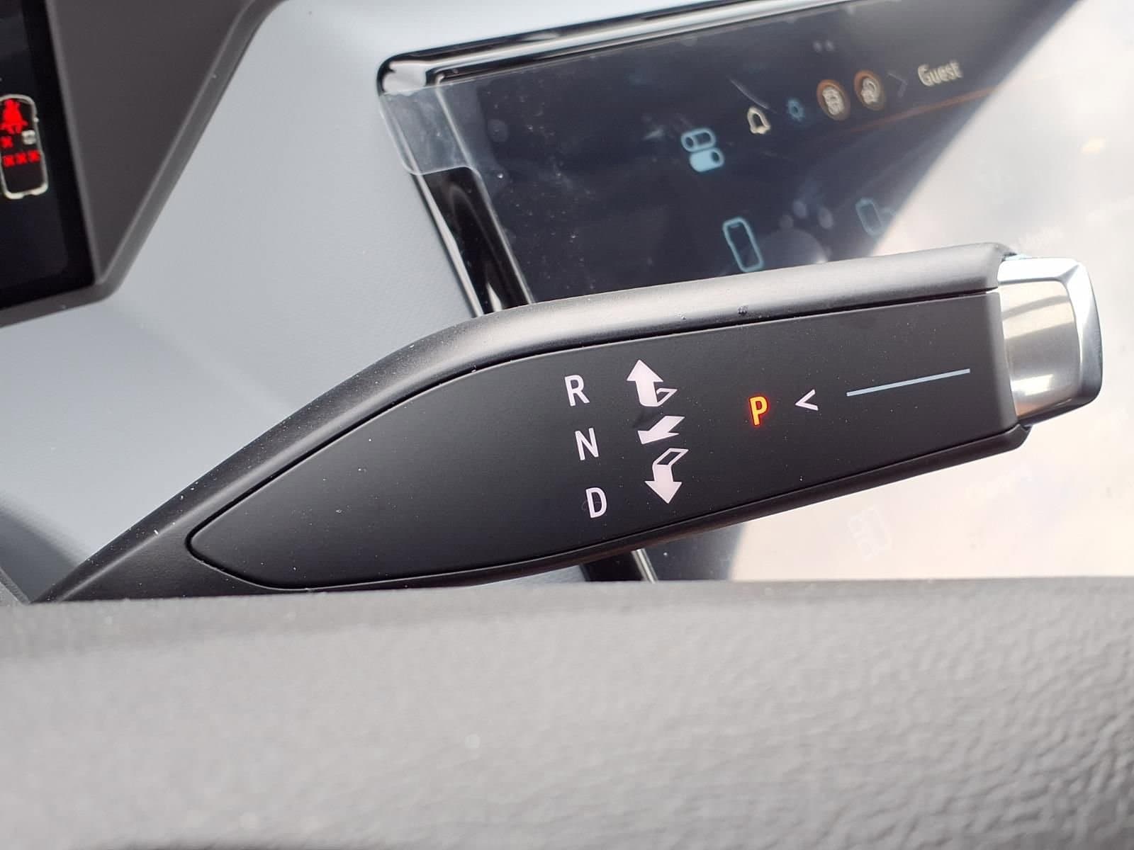 2027 Chevrolet Bolt RS - Photo 17