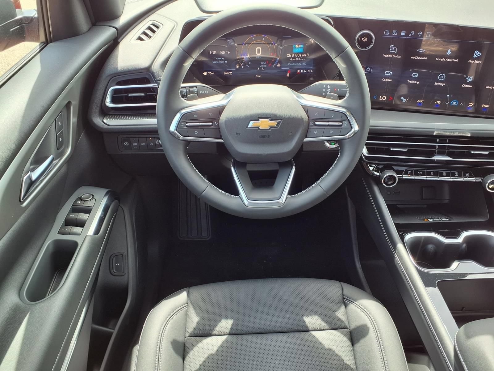 2027 Chevrolet Traverse LT - Photo 10