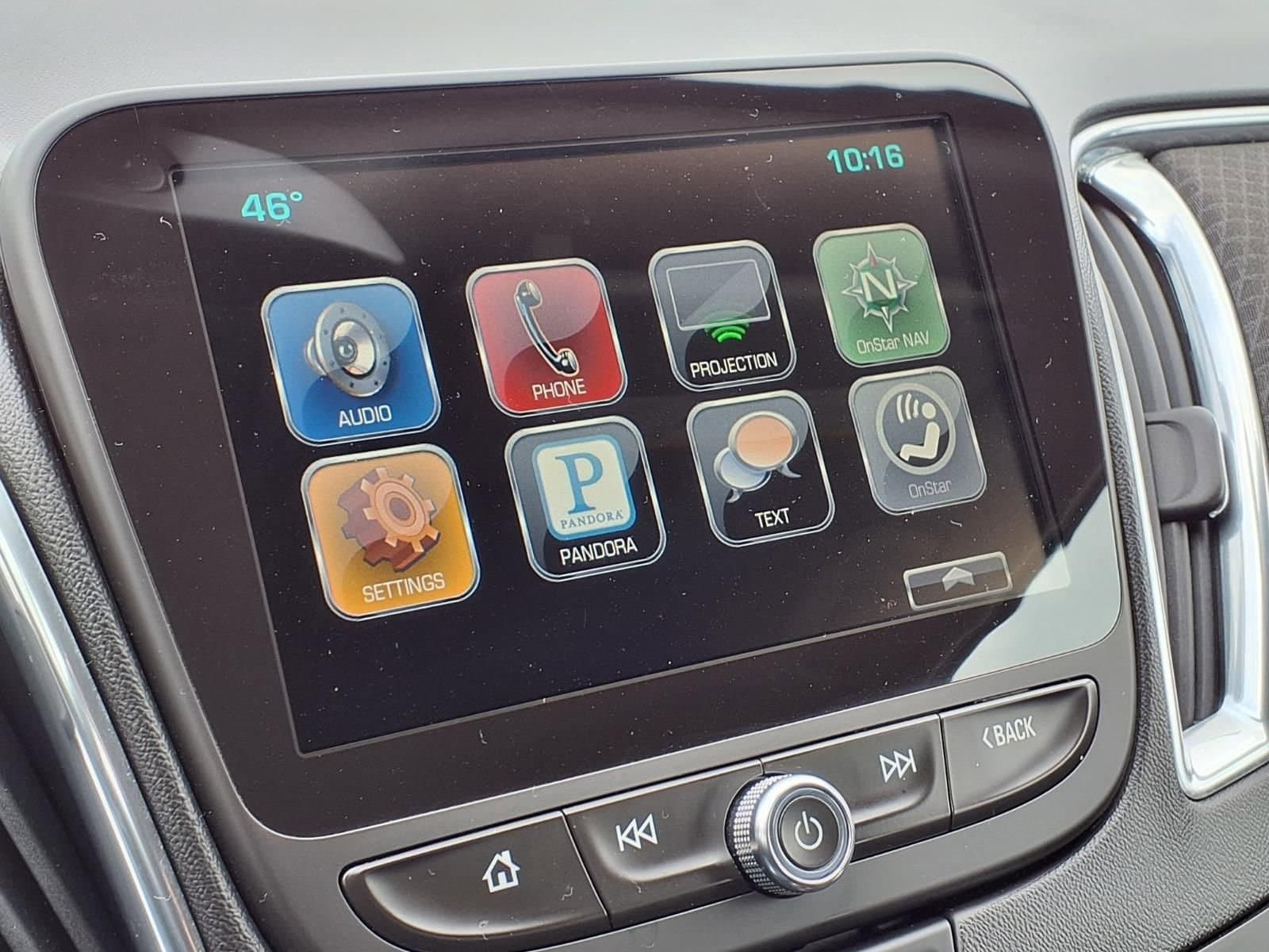 Thumbnail: 2016 Chevrolet Malibu - 22