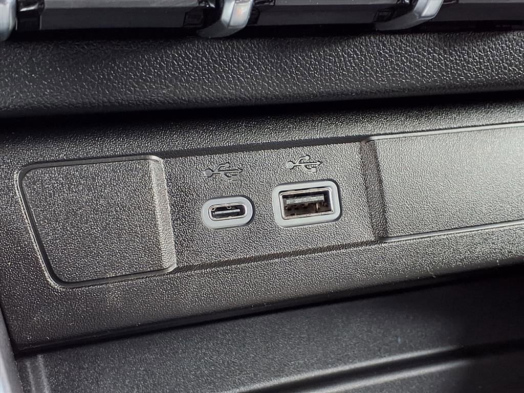 2026 Chevrolet Colorado Z71 - Photo 21