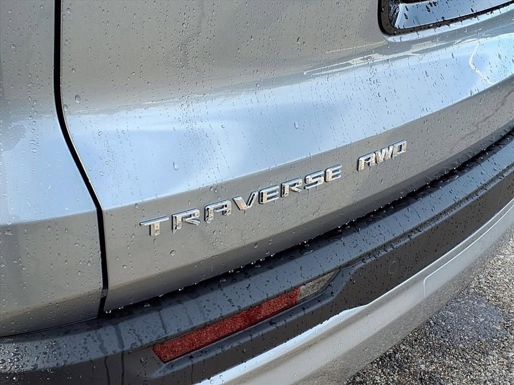 Thumbnail: 2026 Chevrolet Traverse - 8