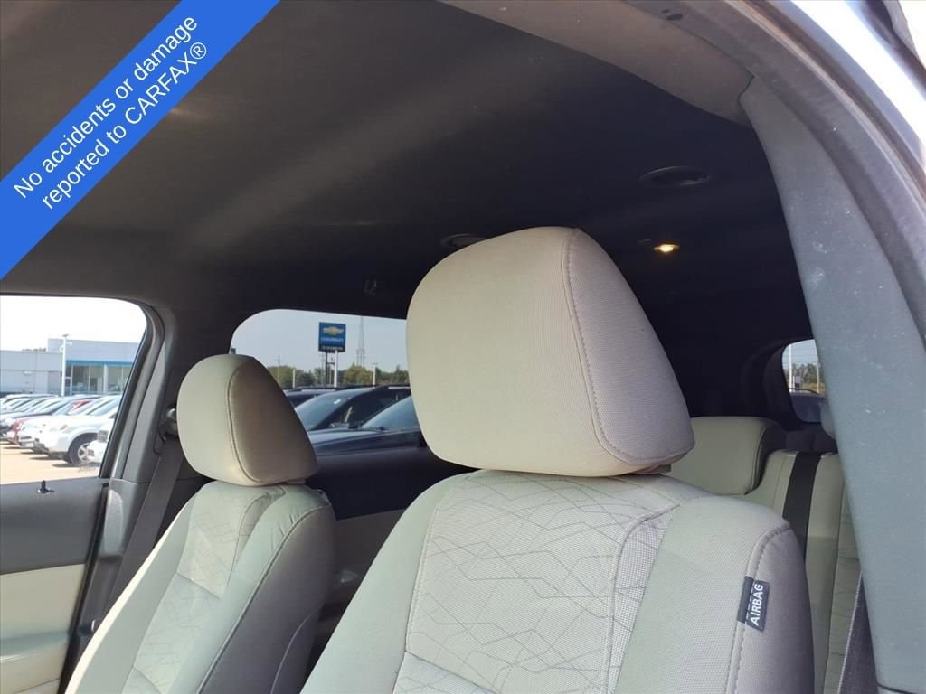 Thumbnail: 2011 Ford Explorer - 19